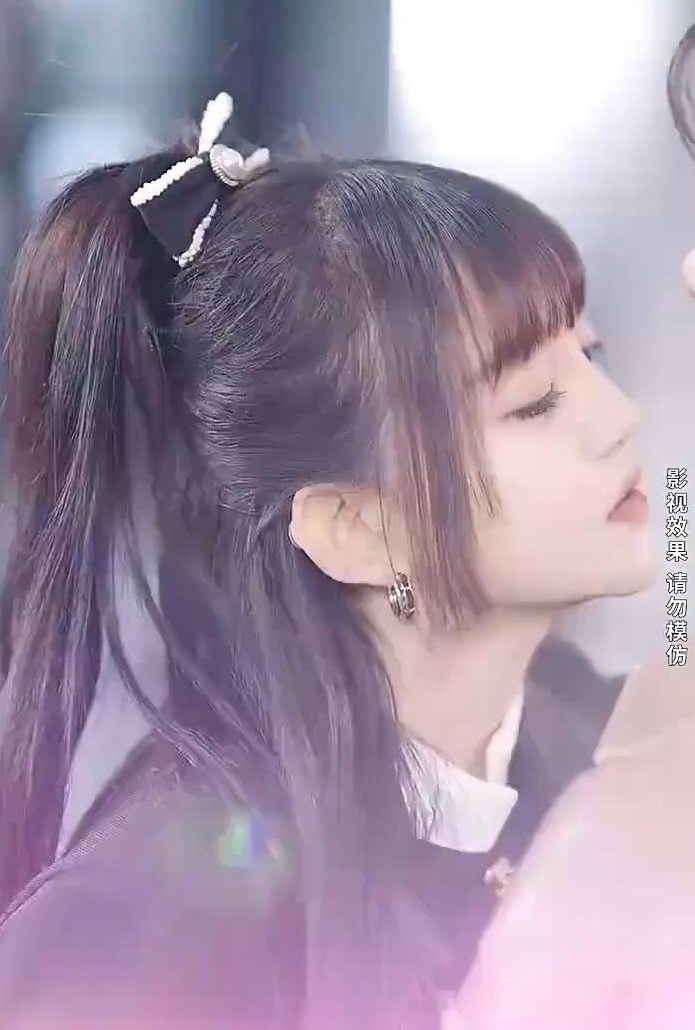 离婚后三个美女爆宠我封面图