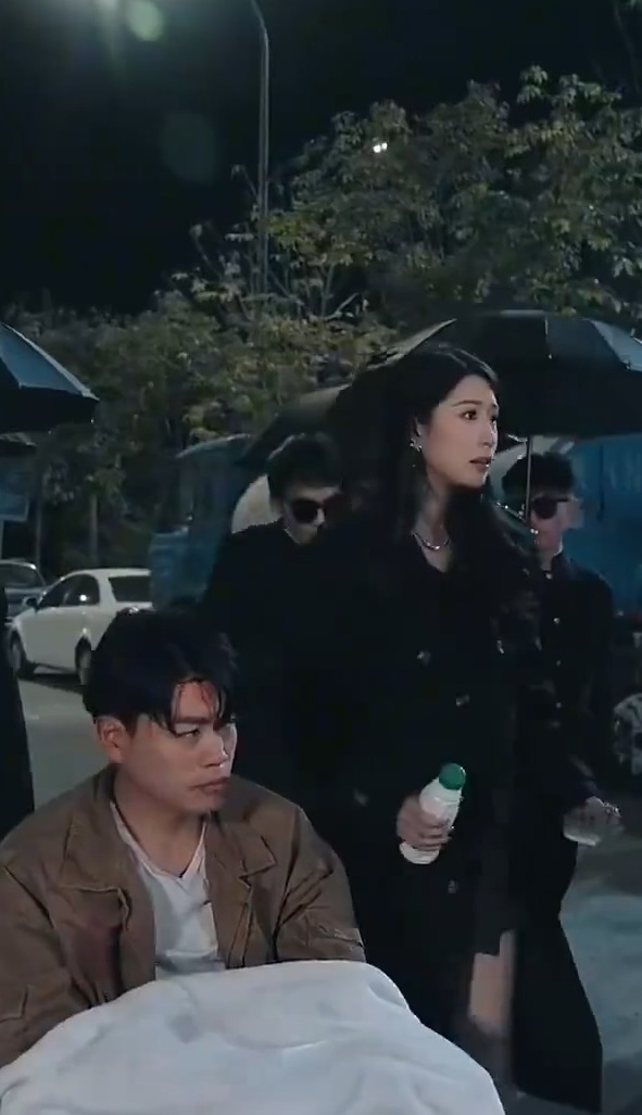 不羁于世封面图