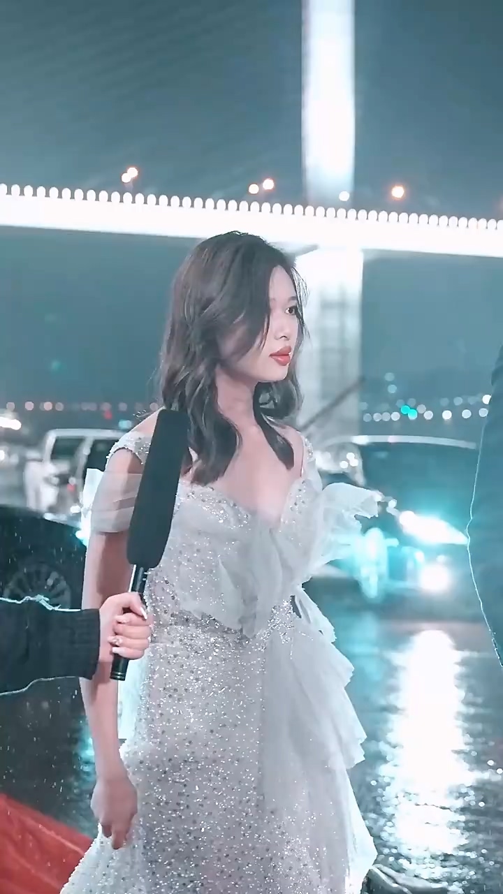 黑暗中的星星封面图