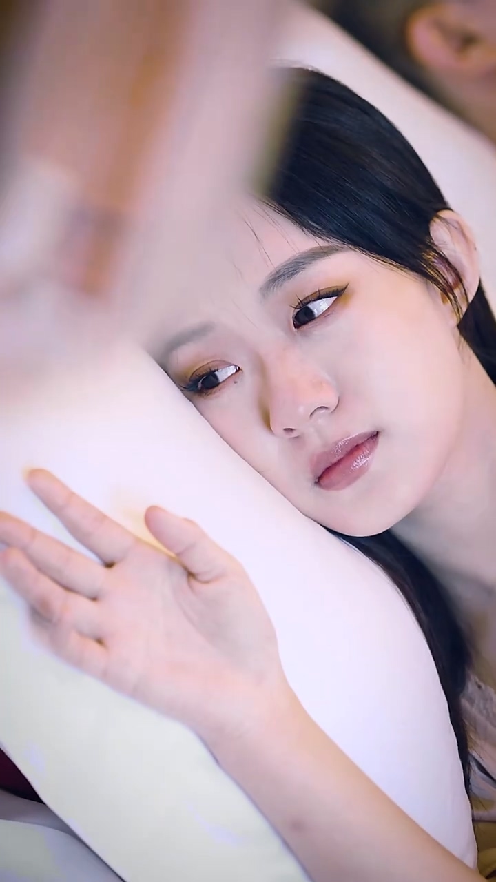 离职后，我被前上司缠上了封面图