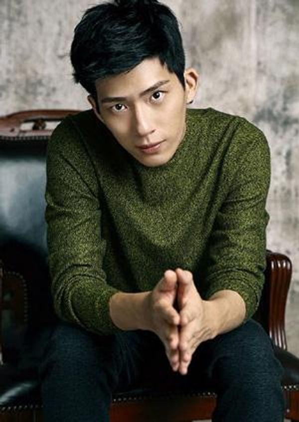 人物志：井柏然封面图