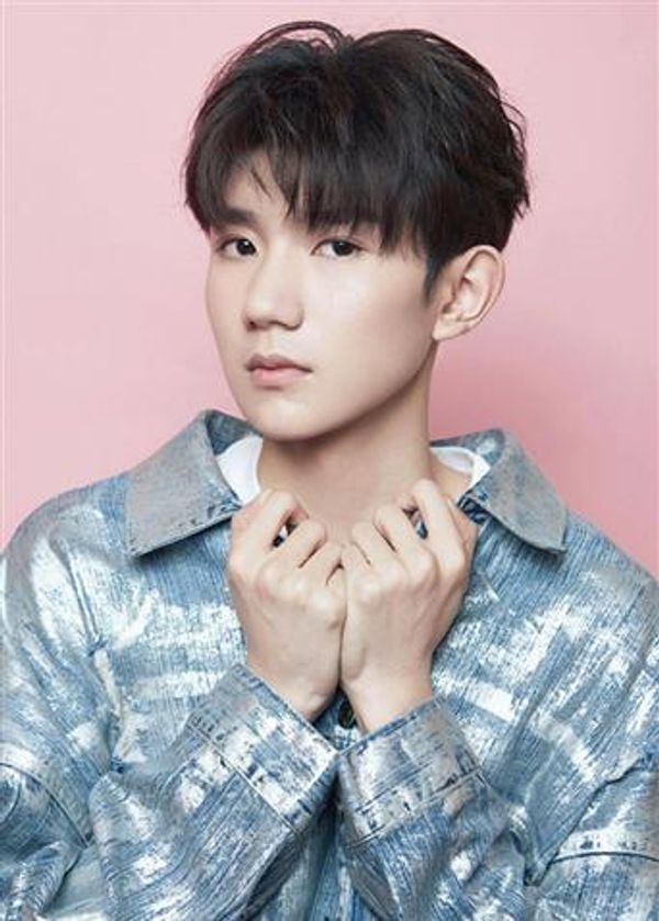 人物志：王源封面图