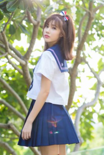 某一天小鲜肉来到我家门前封面图