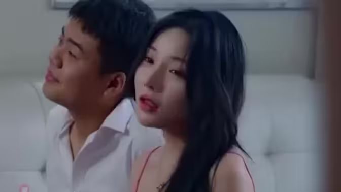 开局一个亿，干翻全世界封面图