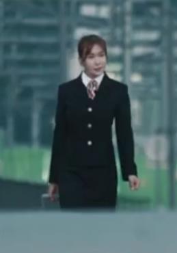 以你的肉体呼唤我封面图