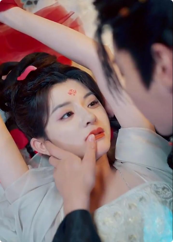 娘娘不入爱河封面图