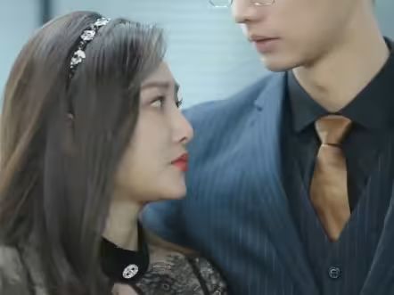 惹是非的是她封面图