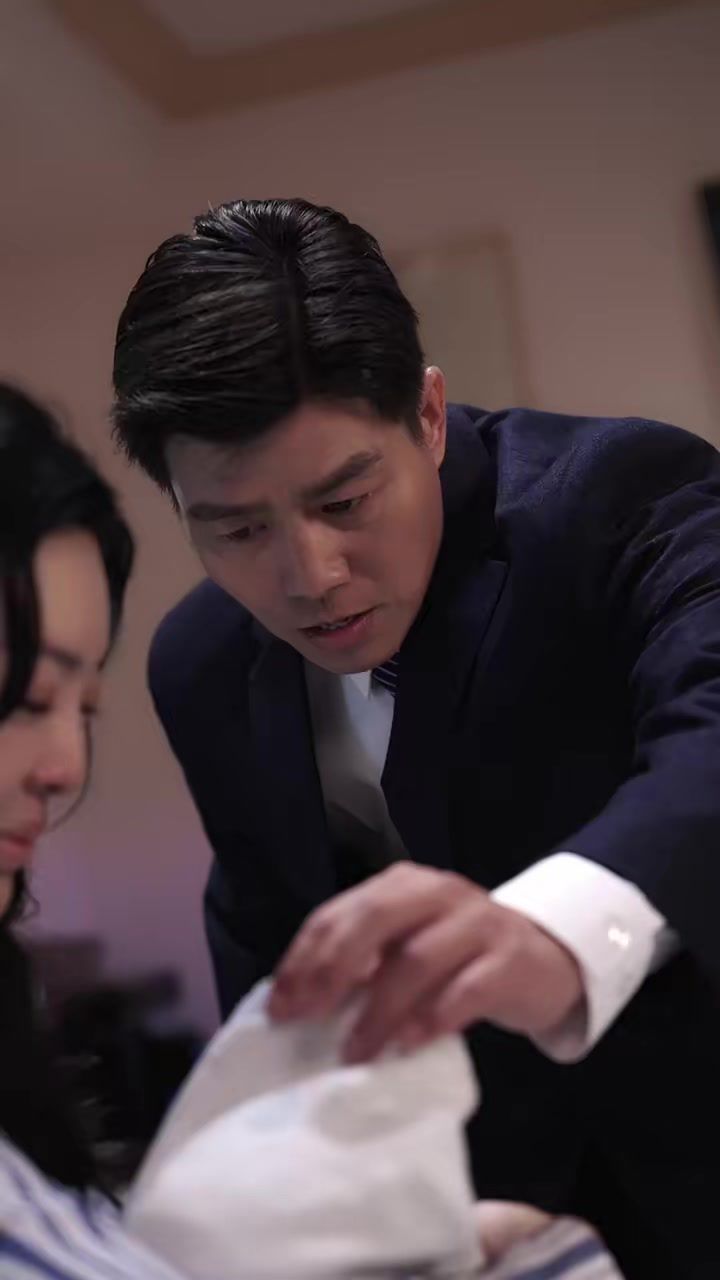 爱与星辰相依封面图