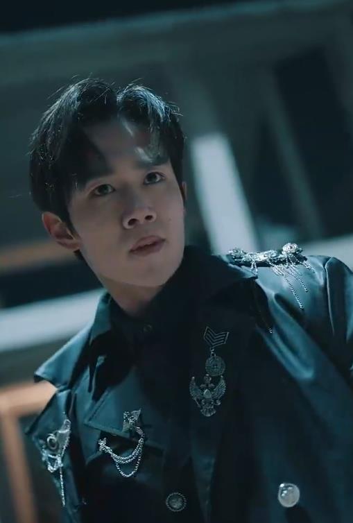 新无极天尊封面图