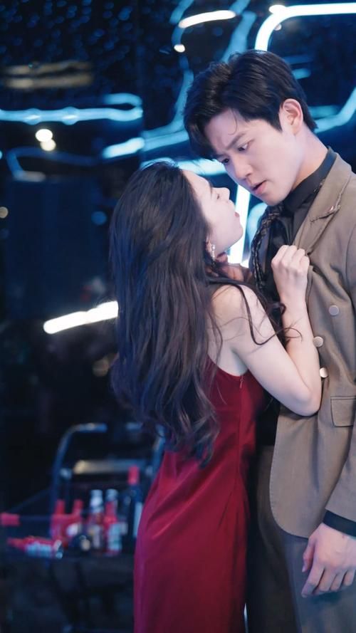 囚爱成瘾封面图