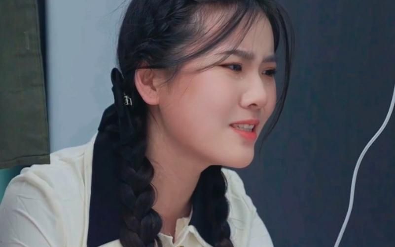 贬值我成了世界首富封面图