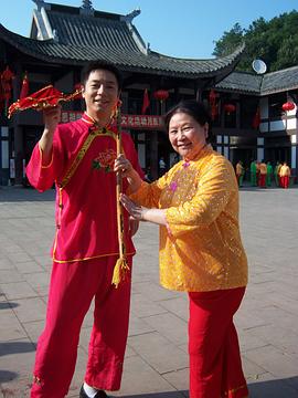 闹春莲萧舞起来封面图