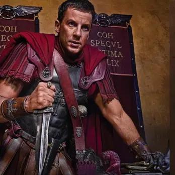 斯巴达克斯：复仇封面图