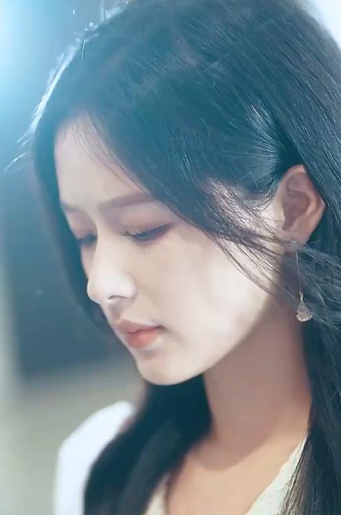 离婚后，前夫哭着求复婚封面图